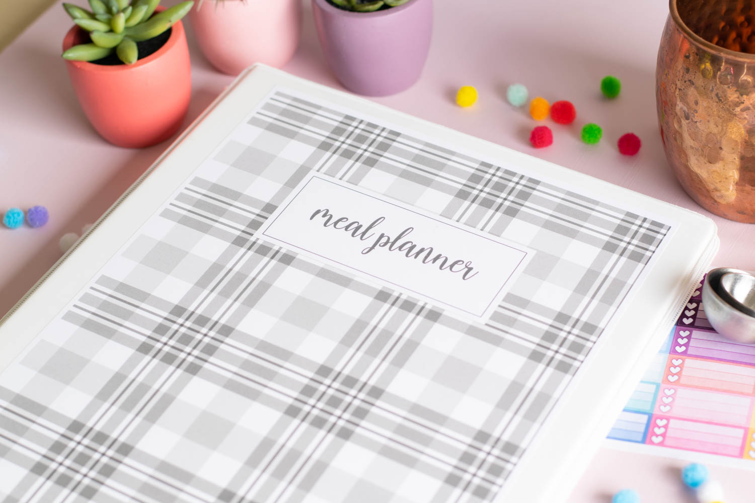 Black and White Meal Planning Binder